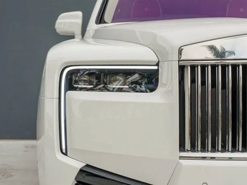 Used 2025 Rolls-Royce Cullinan image 27