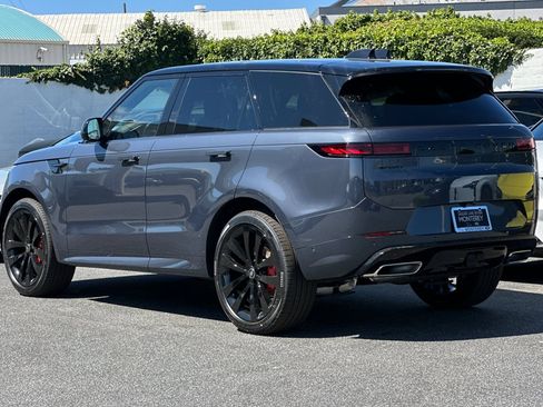 New 2025 Land Rover Range Rover Sport Dynamic SE image 3