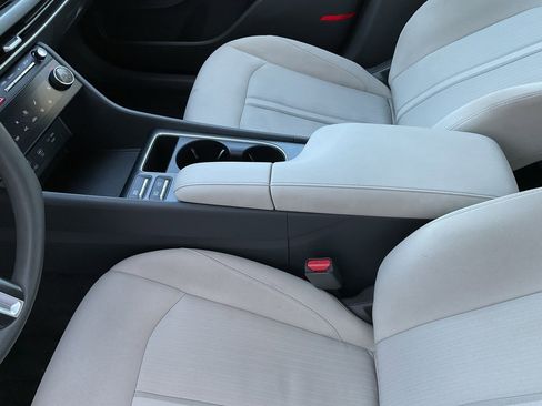 Used 2025 Hyundai Sonata SEL image 32