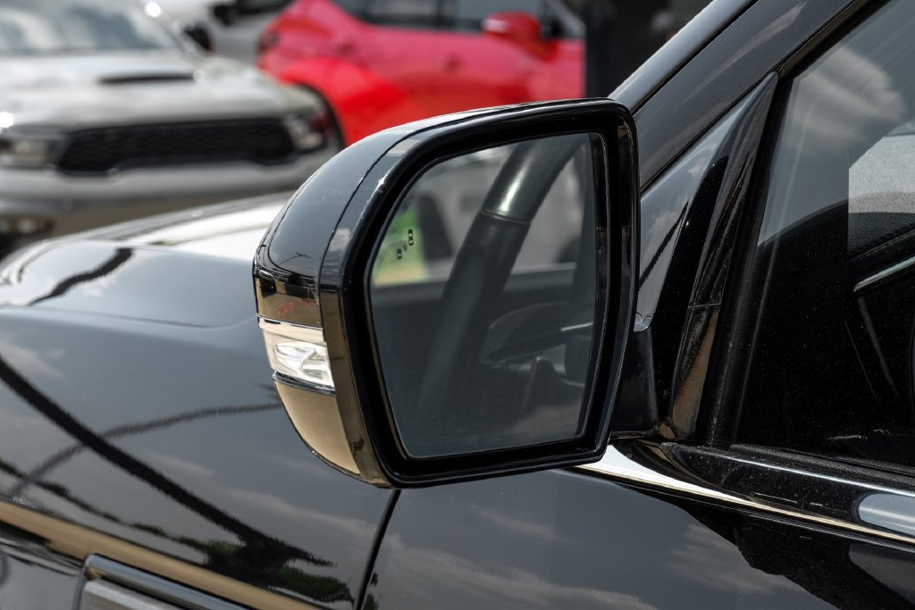 Used 2022 Lincoln Navigator Reserve AWD/4WD image 44
