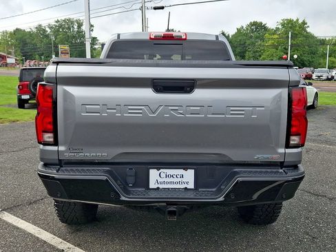 Used 2024 Chevrolet Colorado ZR2 w/ Safety Package AWD/4WD image 8