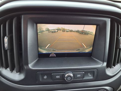 Used 2020 Chevrolet Colorado W/T w/ WT Convenience Package image 4