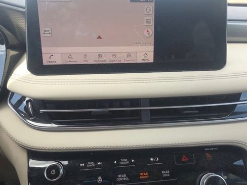 Certified 2023 INFINITI QX60 Luxe w/ Cargo Package FWD image 15