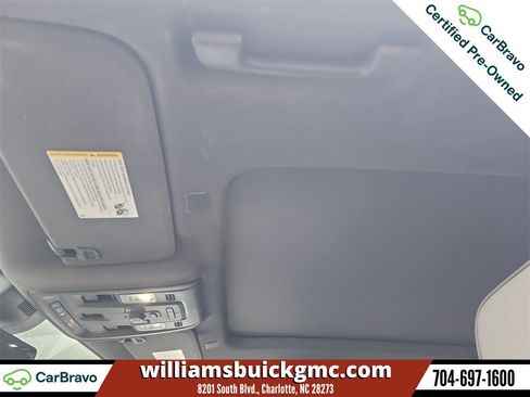Used 2023 GMC Yukon SLT w/ SLT Premium Package image 20