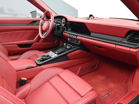 Used 2023 Porsche 911 Targa 4 GTS image 12