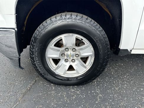 Used 2015 Chevrolet Silverado 1500 LT image 10