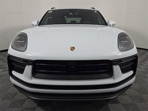 New 2026 Porsche Macan S image 10