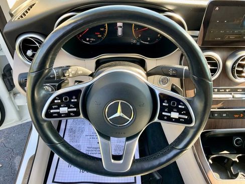Used 2021 Mercedes-Benz GLC 300 4MATIC image 18