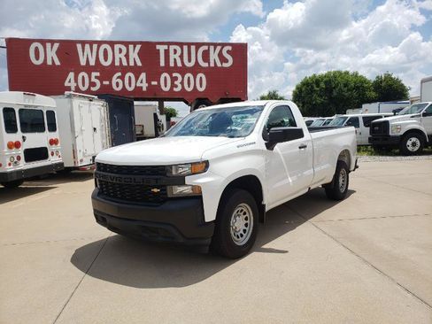 Used 2019 Chevrolet Silverado 1500 W/T RWD image 3