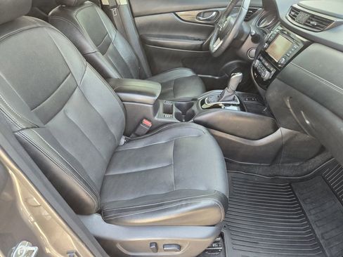 Used 2019 Nissan Rogue SL AWD/4WD image 15