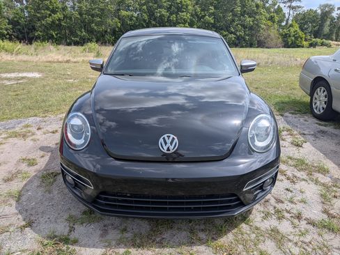 Used 2014 Volkswagen Beetle 1.8T FWD image 3