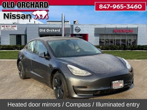 Used 2020 Tesla Model 3 Standard Range Plus image 4