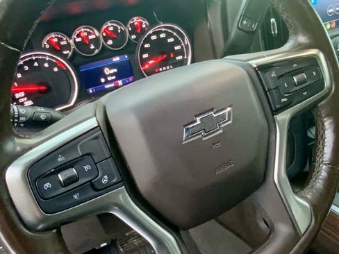 Used 2020 Chevrolet Silverado 1500 LT Trail Boss image 39
