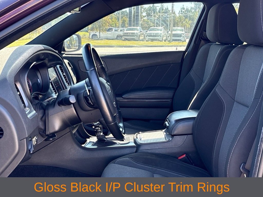 Used 2022 Dodge Charger SXT w/ Blacktop Package AWD/4WD image 28
