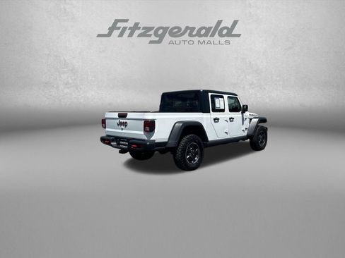 Used 2023 Jeep Gladiator Rubicon AWD/4WD image 7