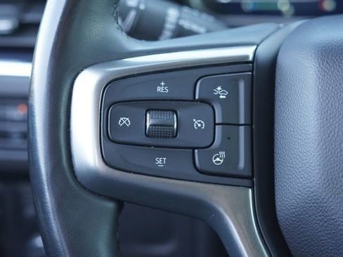 Used 2023 Chevrolet Suburban Premier image 21