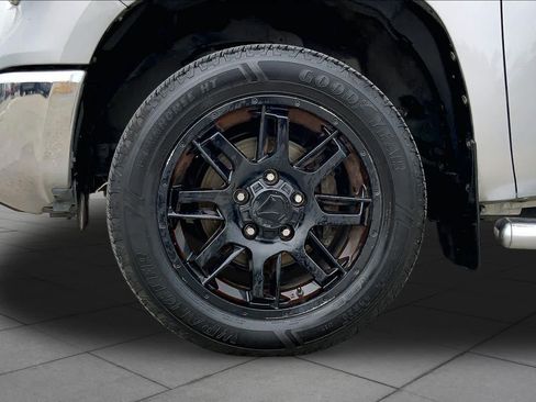 Used 2016 Toyota Tundra SR5 RWD image 11