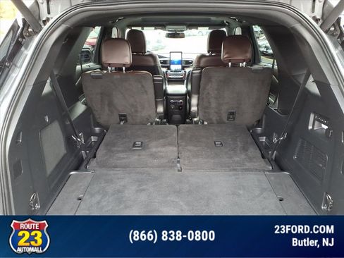 Certified 2023 Ford Explorer Platinum w/ Technology Package image 14