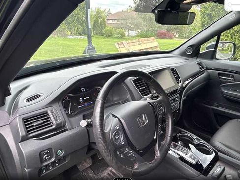 Used 2023 Honda Ridgeline Black Edition image 8