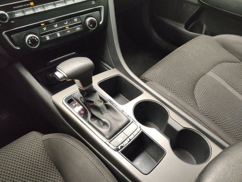 Used 2020 Kia Optima LX FWD image 26