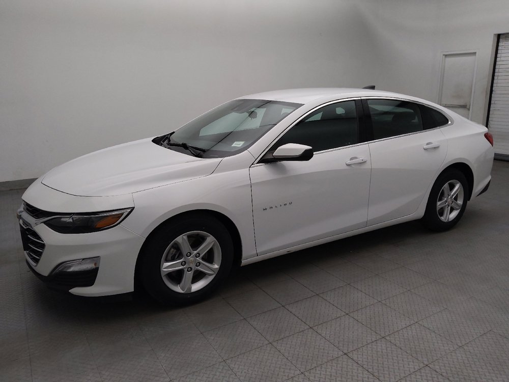 Used 2023 Chevrolet Malibu LS w/ Driver Confidence Package FWD image 2