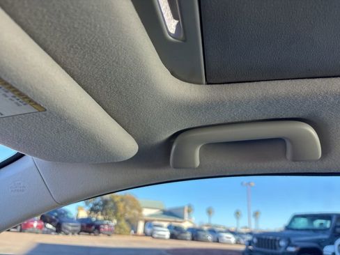 Used 2009 Scion tC image 33