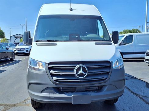 New 2025 Mercedes-Benz Sprinter 3500 image 2