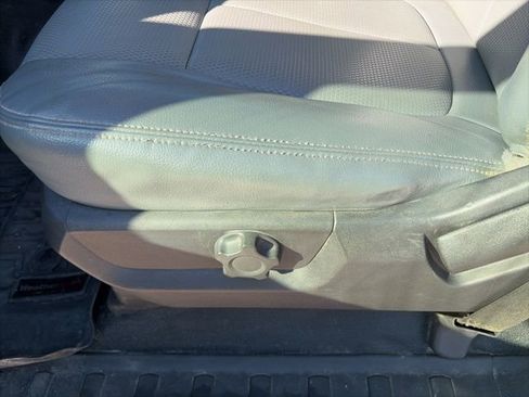 Used 2016 Ford F250 XL w/ Power Equipment Group image 18