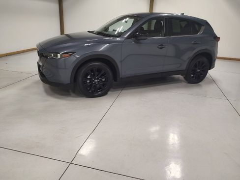 Used 2025 MAZDA CX-5 Carbon Edition image 4