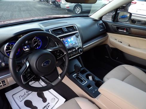 Used 2019 Subaru Outback 2.5i Limited w/ Popular Package #2 image 14