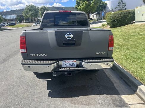 Used 2005 Nissan Titan SE w/ (R02) SE Off-Road Pkg image 4