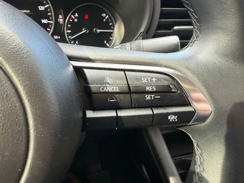 Used 2025 MAZDA MAZDA3 s image 13