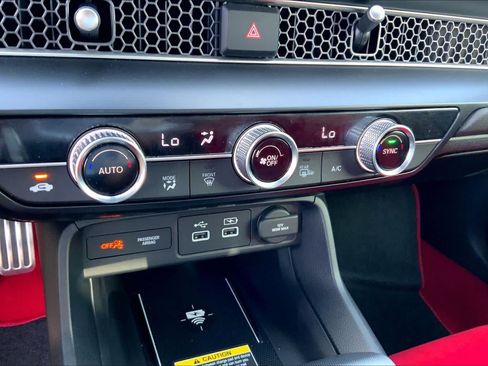 Used 2025 Honda Civic Type R image 32