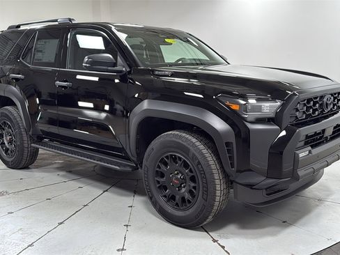 New 2026 Toyota 4Runner TRD Off-Road image 3