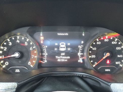 Used 2022 Jeep Compass Latitude image 10