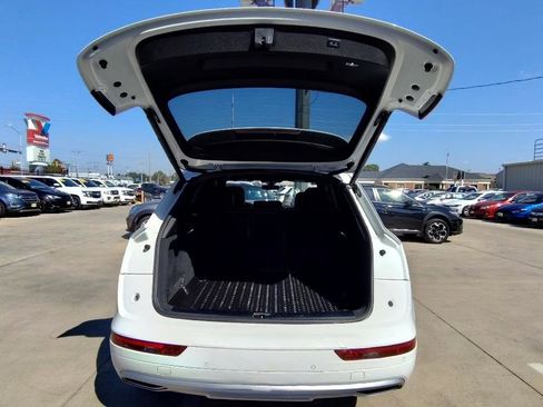 Used 2018 Audi Q5 Prestige w/ Prestige Package AWD/4WD image 43