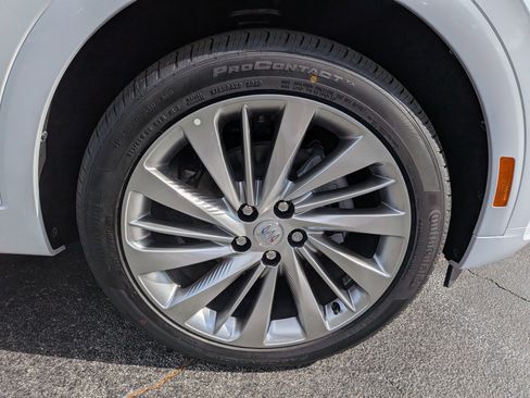 New 2026 Buick Envision Avenir image 12