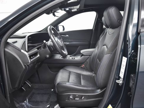 Used 2024 Cadillac XT4 Sport image 11