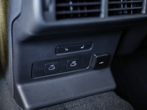 New 2026 Land Rover Range Rover Velar Dynamic SE image 36