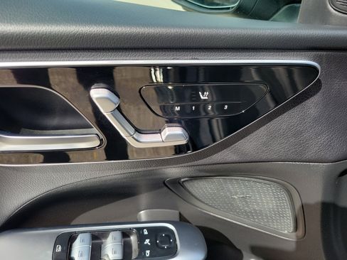 Used 2025 Mercedes-Benz C 300 Sedan image 24