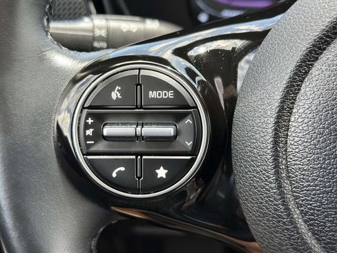 Used 2025 Kia Soul EX FWD image 24