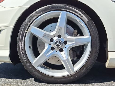 Used 2015 Mercedes-Benz SLK 250 image 6