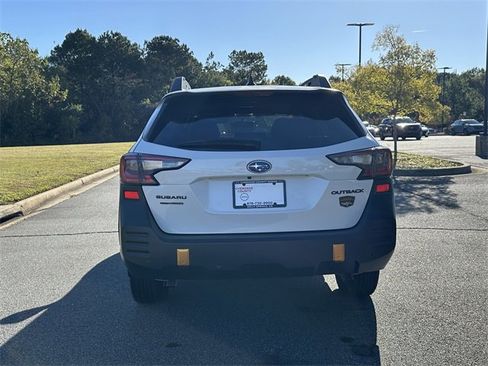 Used 2022 Subaru Outback Wilderness image 7