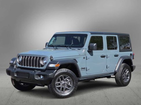 Used 2024 Jeep Wrangler Sport S image 1