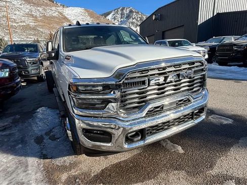 New 2026 RAM 3500 Tradesman w/ Chrome Appearance Group A AWD/4WD image 14