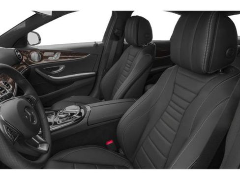 Used 2019 Mercedes-Benz E 300 image 9
