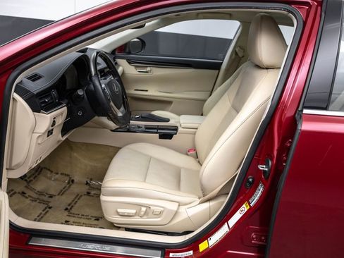 Used 2014 Lexus ES 350 w/ Luxury Package image 4