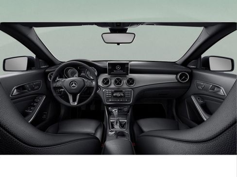 Used 2015 Mercedes-Benz CLA 250 image 43