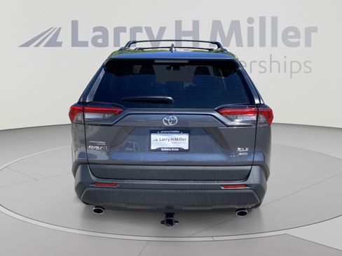 Used 2020 Toyota RAV4 XLE Premium AWD/4WD image 3