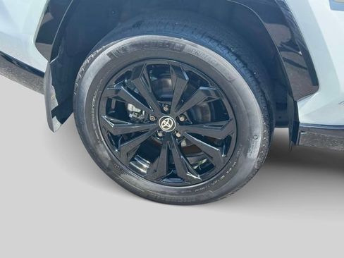 Used 2024 Toyota RAV4 XSE w/ Advanced Technology Package AWD/4WD image 8